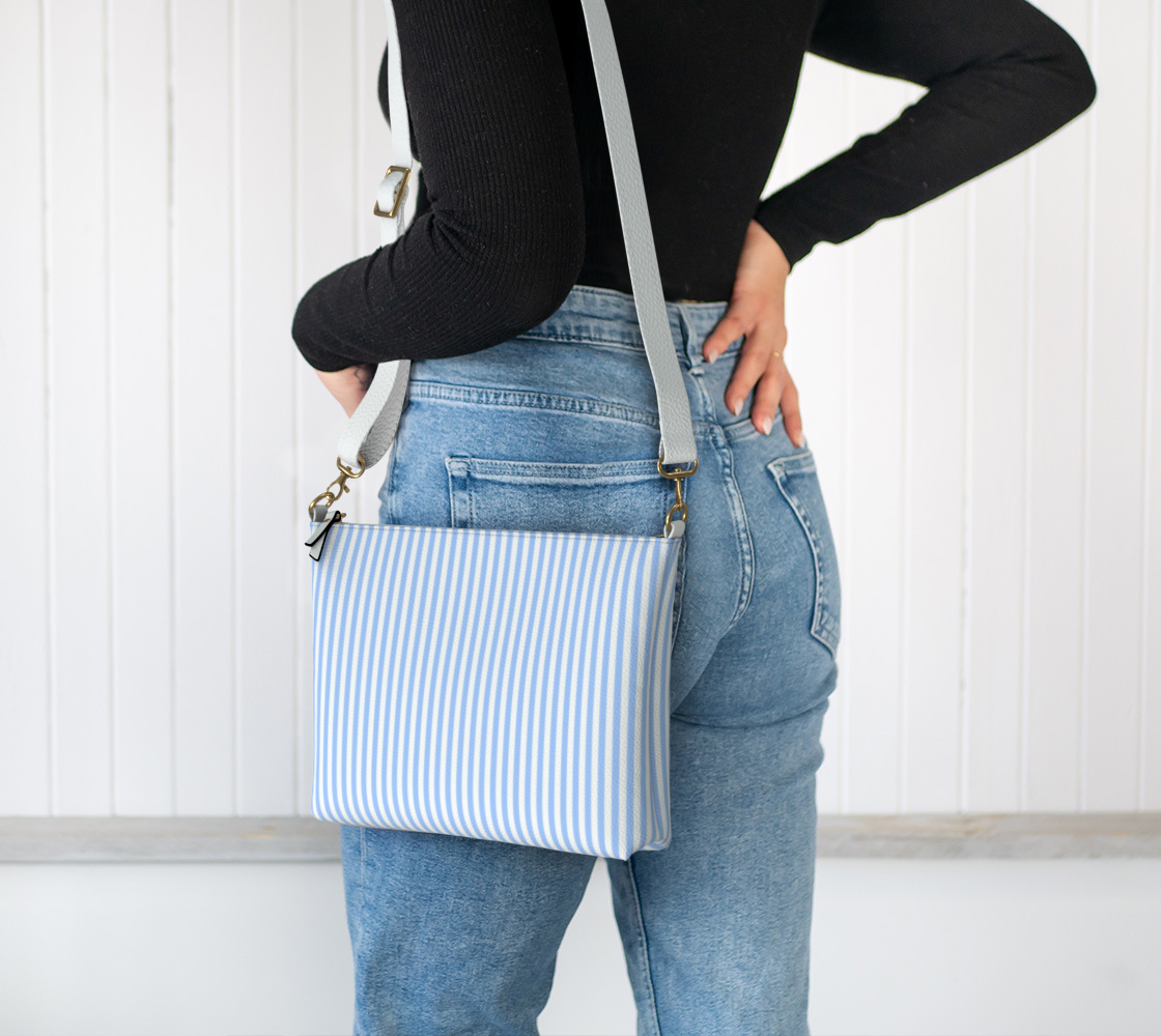 Blue and white striped crossbody bag hotsell