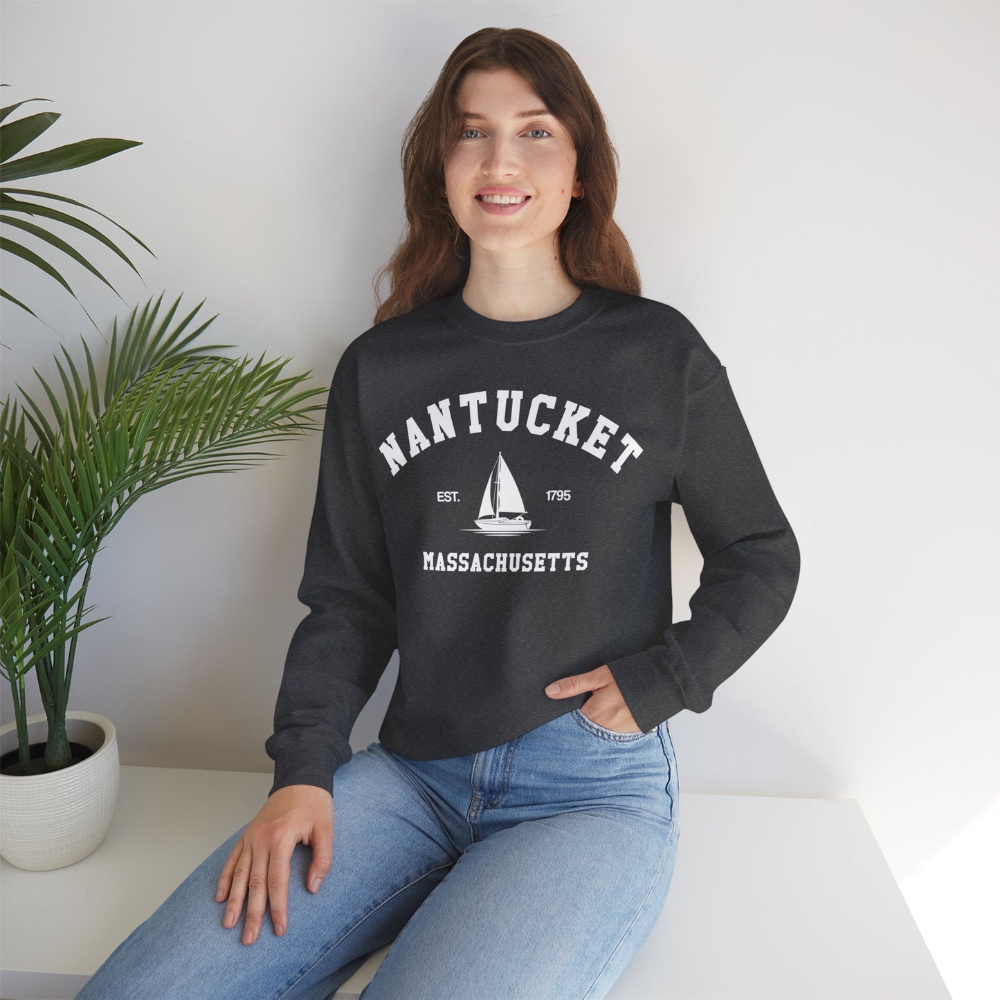 Nantucket Sweatshirt, Vintage Massachusetts MA Sailing Boating Sailboat Beach Town Graphic Crewneck Sweater Jumper Pullover Men Women