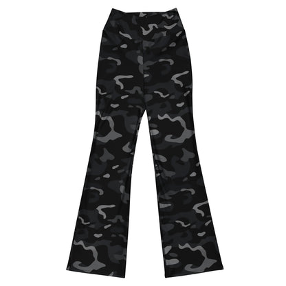 Black Camo Flared Leggings, Camouflage Printed High Rise Waisted Yoga Designer Pockets Workout Flare Pants Plus Size Bell Bottoms Ladies